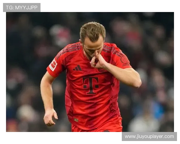 凯恩点射破门完成梅开二度,斯图加特阿西尼翁染红 凯恩点射破门完成梅开二度,斯图加特阿西尼翁染红